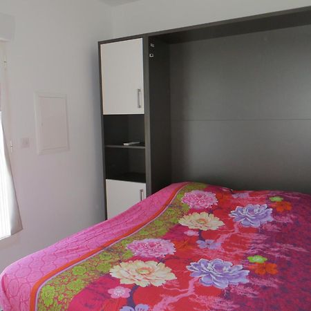 Les Studios-Hotel De Sommieres Luaran gambar